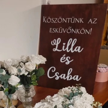 Esküvői köszöntő tábla álló 50x70cm