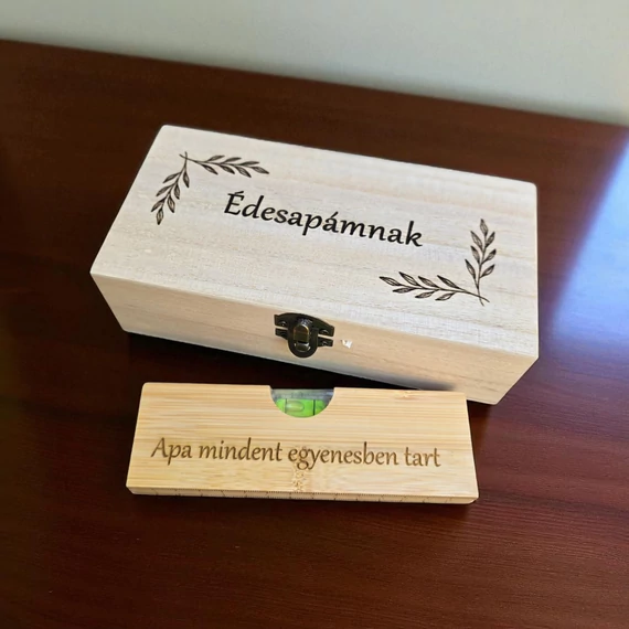 Mini vízmérték díszdobozban egyedi felirattal