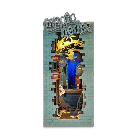 Könyvkuckó Varázsház 3D fa puzzle modell - Book Nook